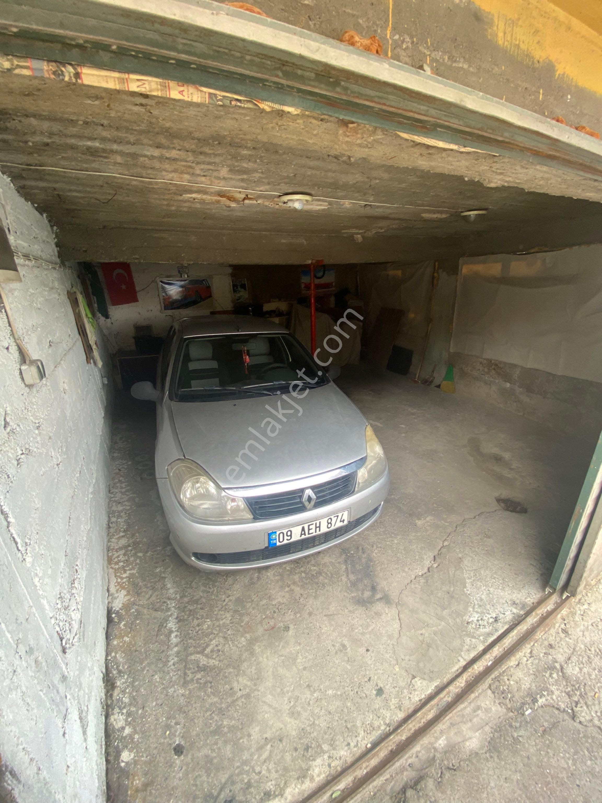 Burax Emlaktan Bayraklı Fuat Edip Baksı Mh Satılık 4 Katlı Komple Bina - Görsel 4