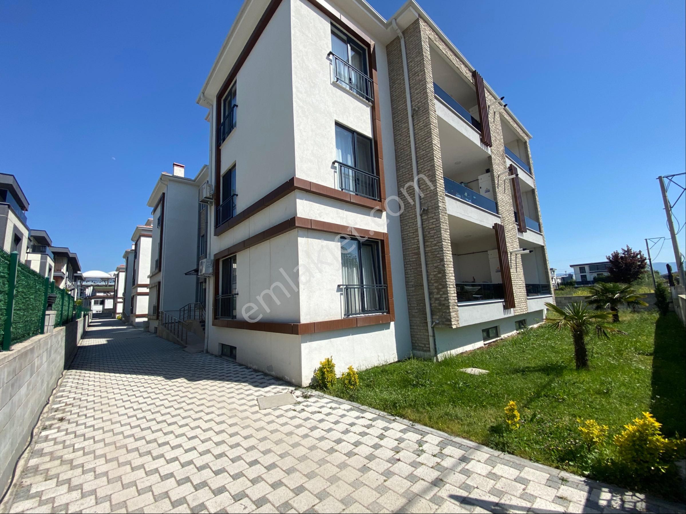 Sakarya Atatürk Stadına Yürüme Mesafesinde Fırsat Daire