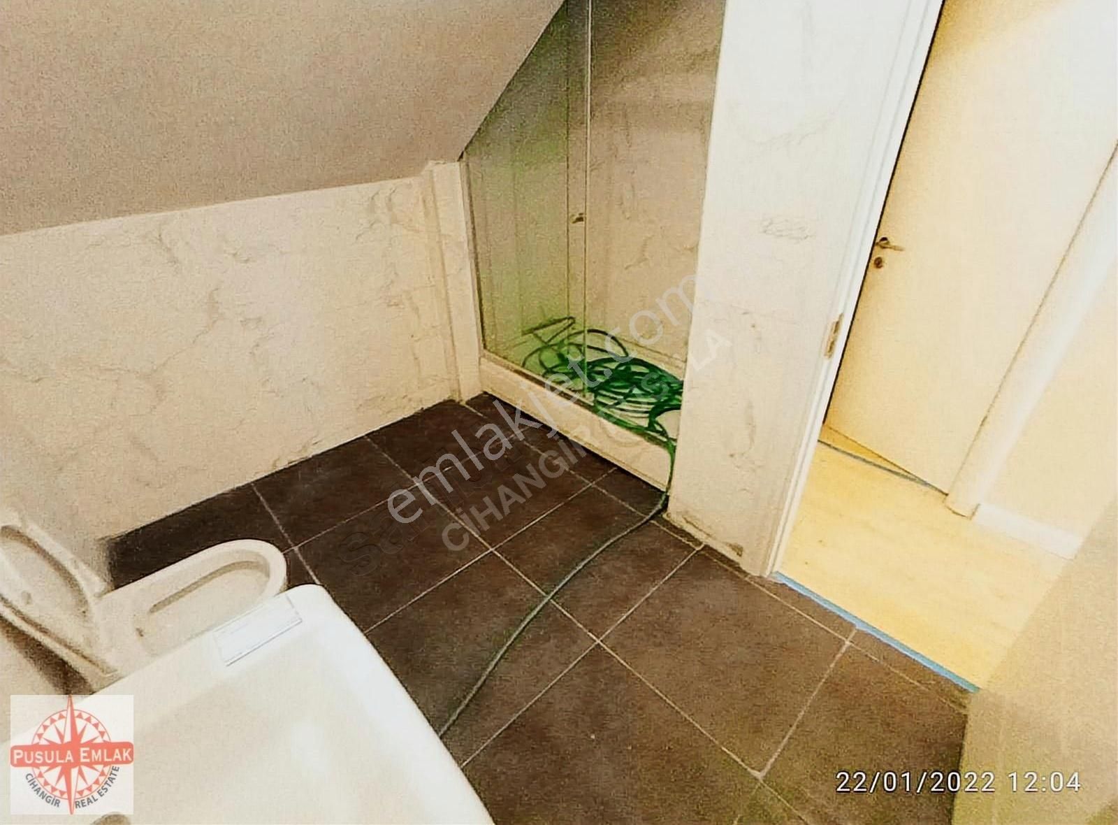 Cihangir De Yeni Binada Bahçe Kullanımlı 2+1