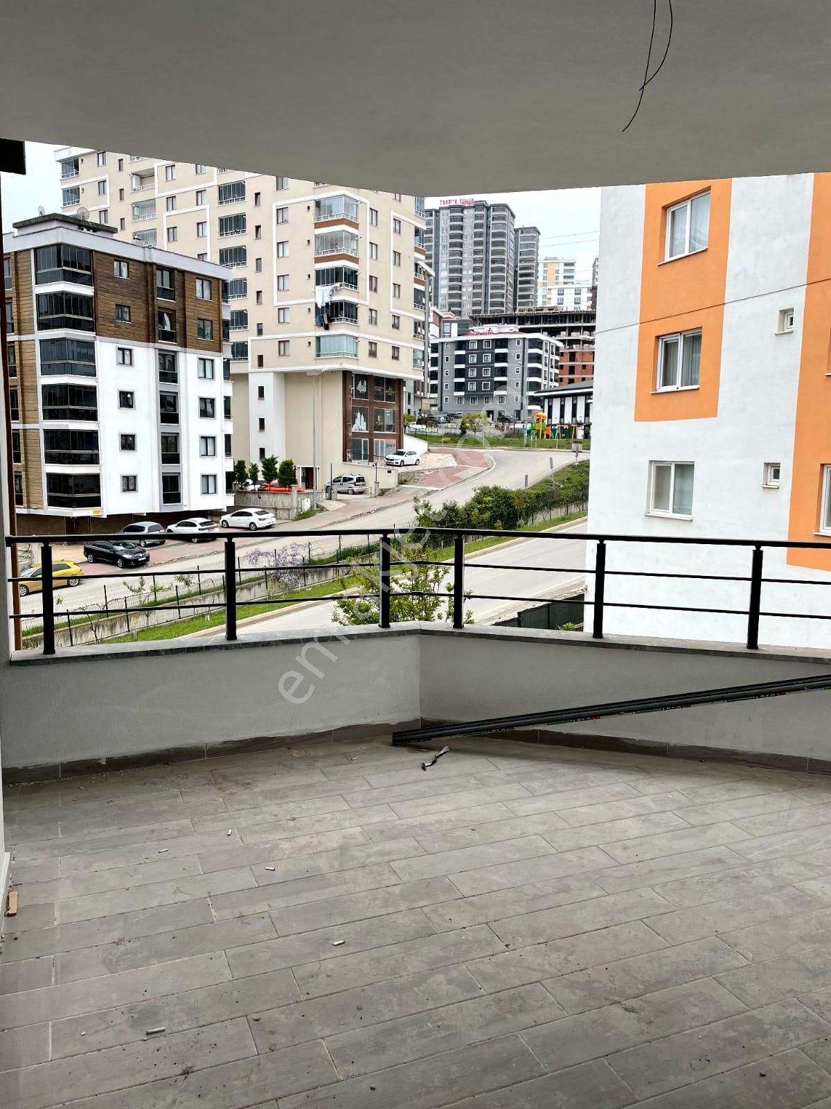 Atakum Yenimahallede Sıfır 3+1 Daire
