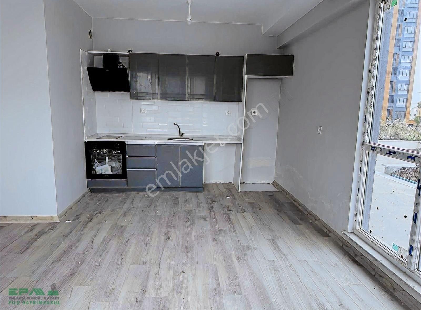 Çorlu Hürriyet Mahallesinde Gümüş Towers Satılık Loft Daire