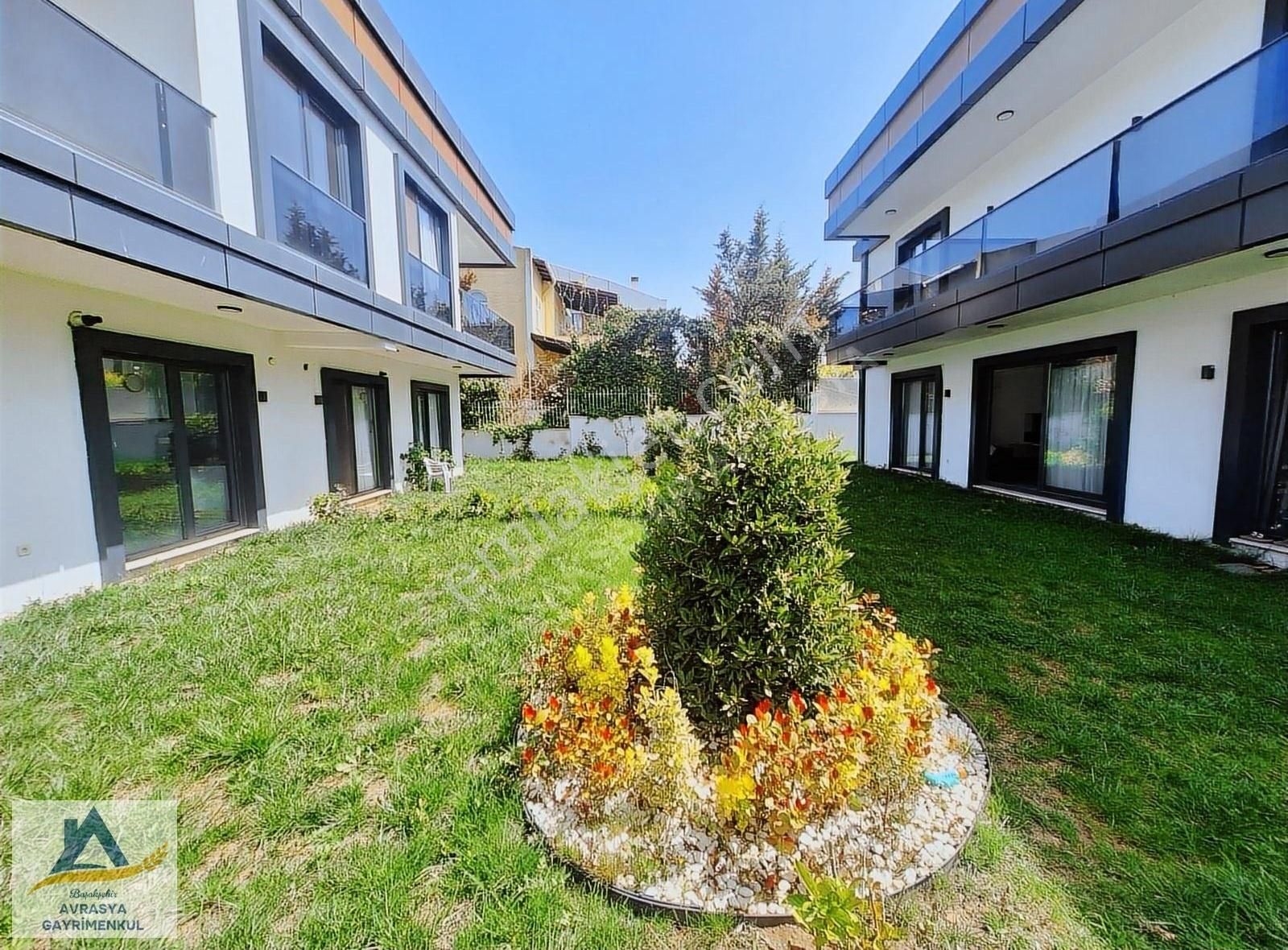Silivri De Denize 500m 4+1 Müstakil Sıfır, Villa Krediye Uygun