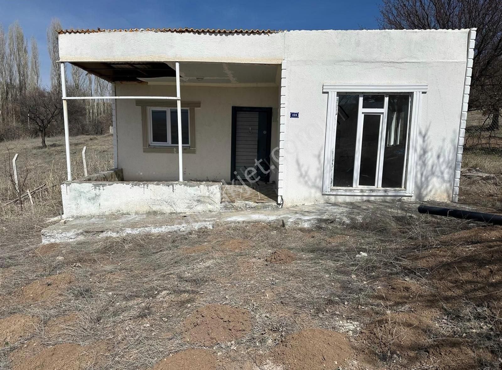 Kocasinan Erkilet Kemerde İçerisinde Evli Bağ - Görsel 9