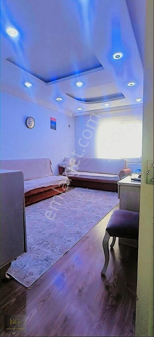 Manisa Yunusemre Muradiyede Satılık Ful Eşyalı Kiracılı 1+1 Dair