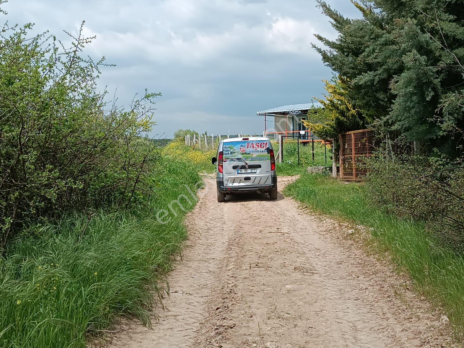 Vize Saray İstanbul Yolu Üzerinde Satılık 563 M2 Tarla - Görsel 7