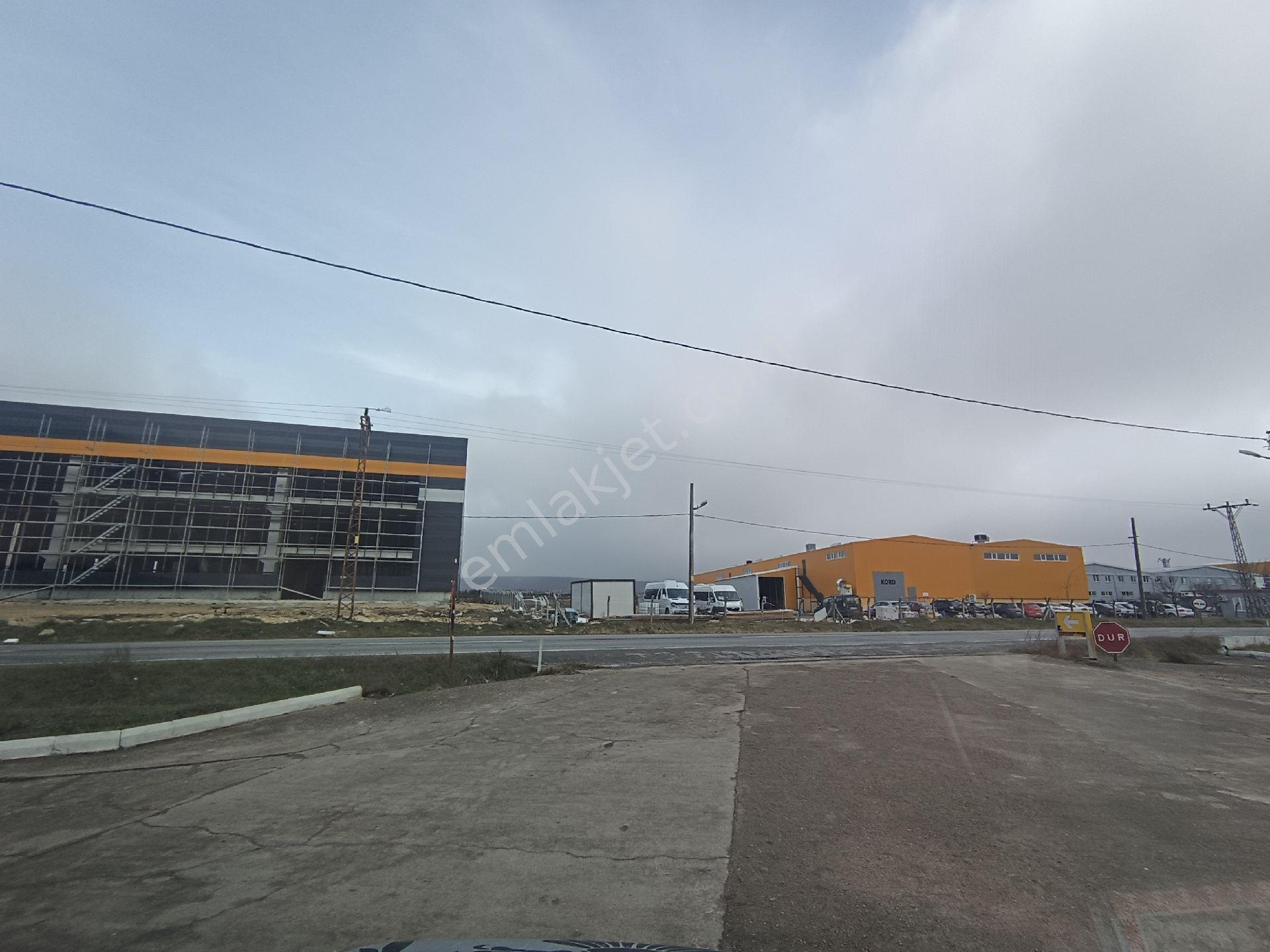 Vize Saray İstanbul Yolu Üzerinde Satılık 563 M2 Tarla - Görsel 18