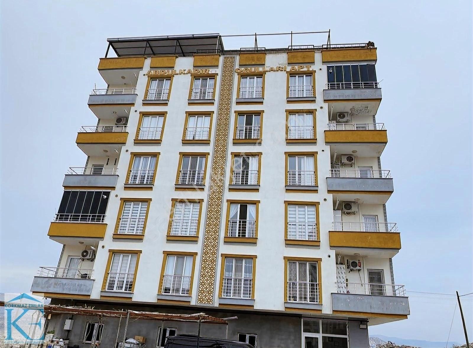 Sosyal Bilimler Lisesi Yanı Satılık 3+1 Daire