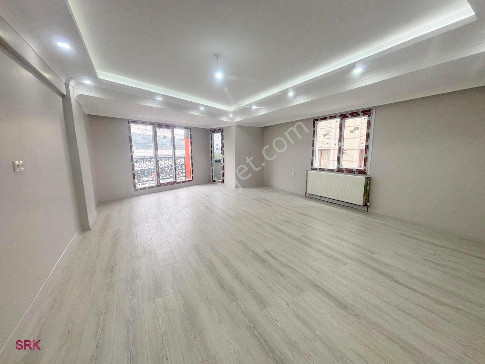 Serkan Gayrimenkulden 3+1 Sıfır 140 Metre Lüks Cadde Üzeri Daire Ebebeyin Banyolu