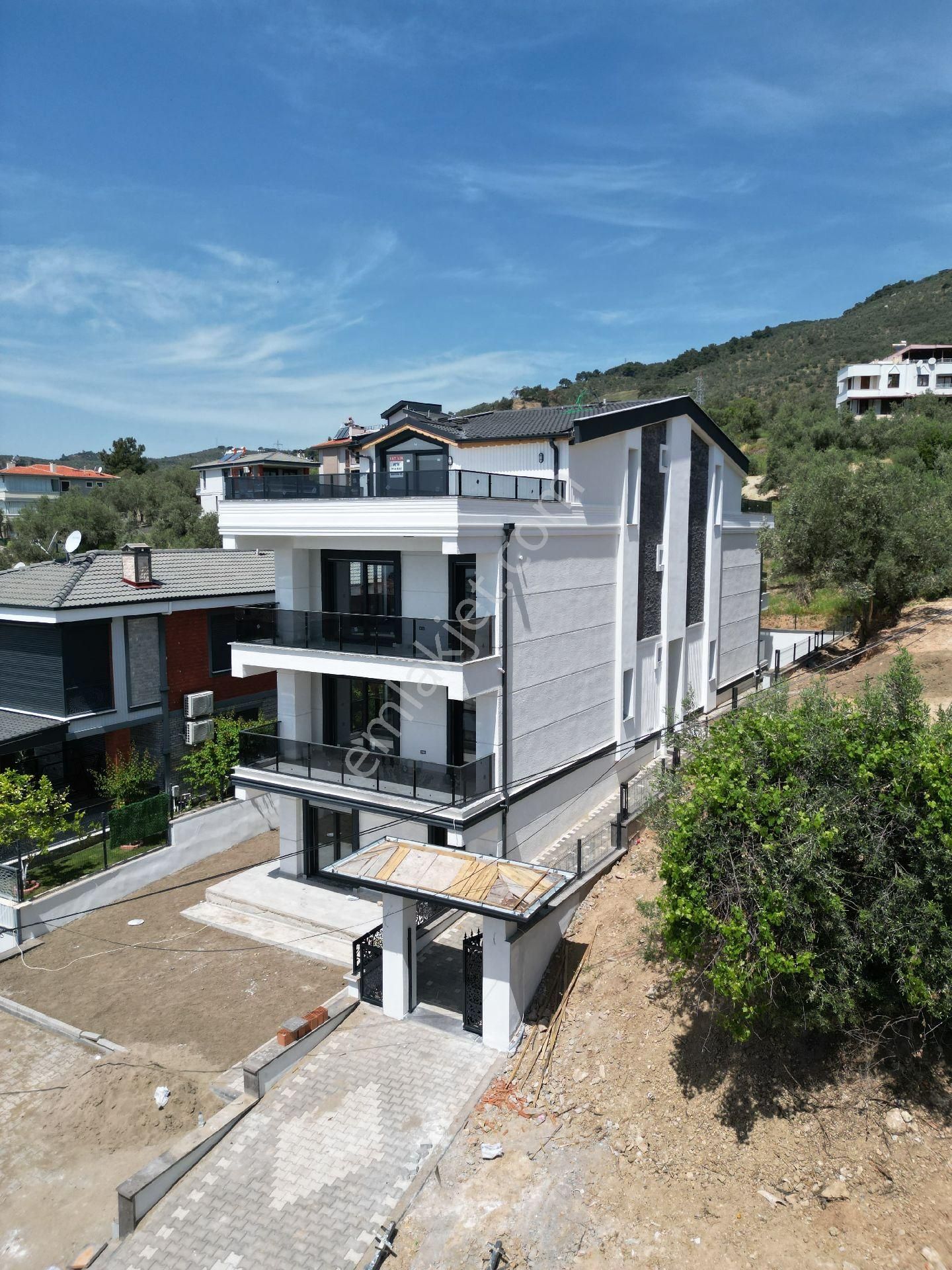 Altınoluk Kazdağı Eteklerinde Deniz Manzaralı Yerden Isıtmalı 3+1 Lüx Sıfır Dublex Daire - Görsel 35