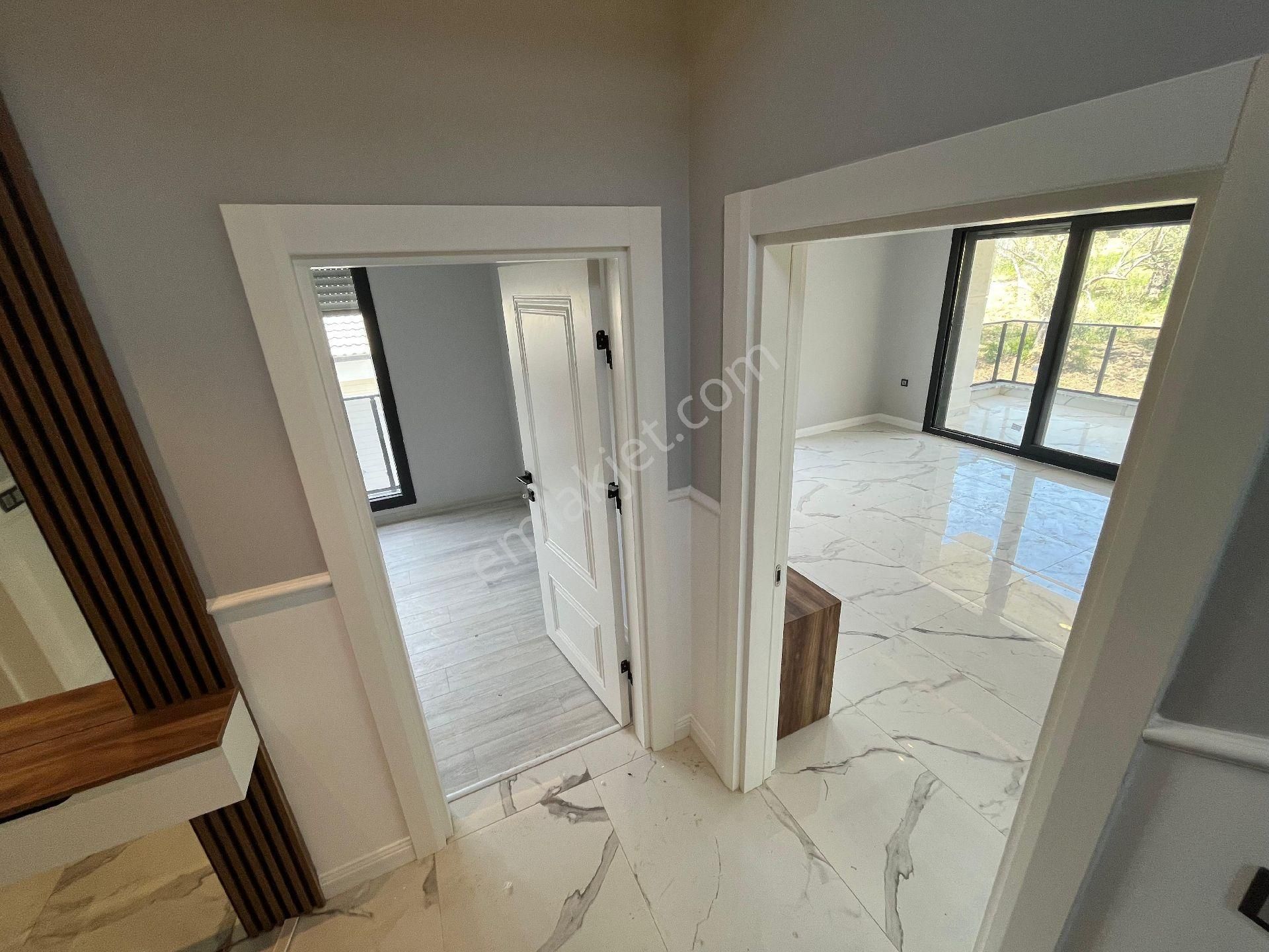 Altınoluk Kazdağı Eteklerinde Deniz Manzaralı Yerden Isıtmalı 3+1 Lüx Sıfır Dublex Daire - Görsel 11
