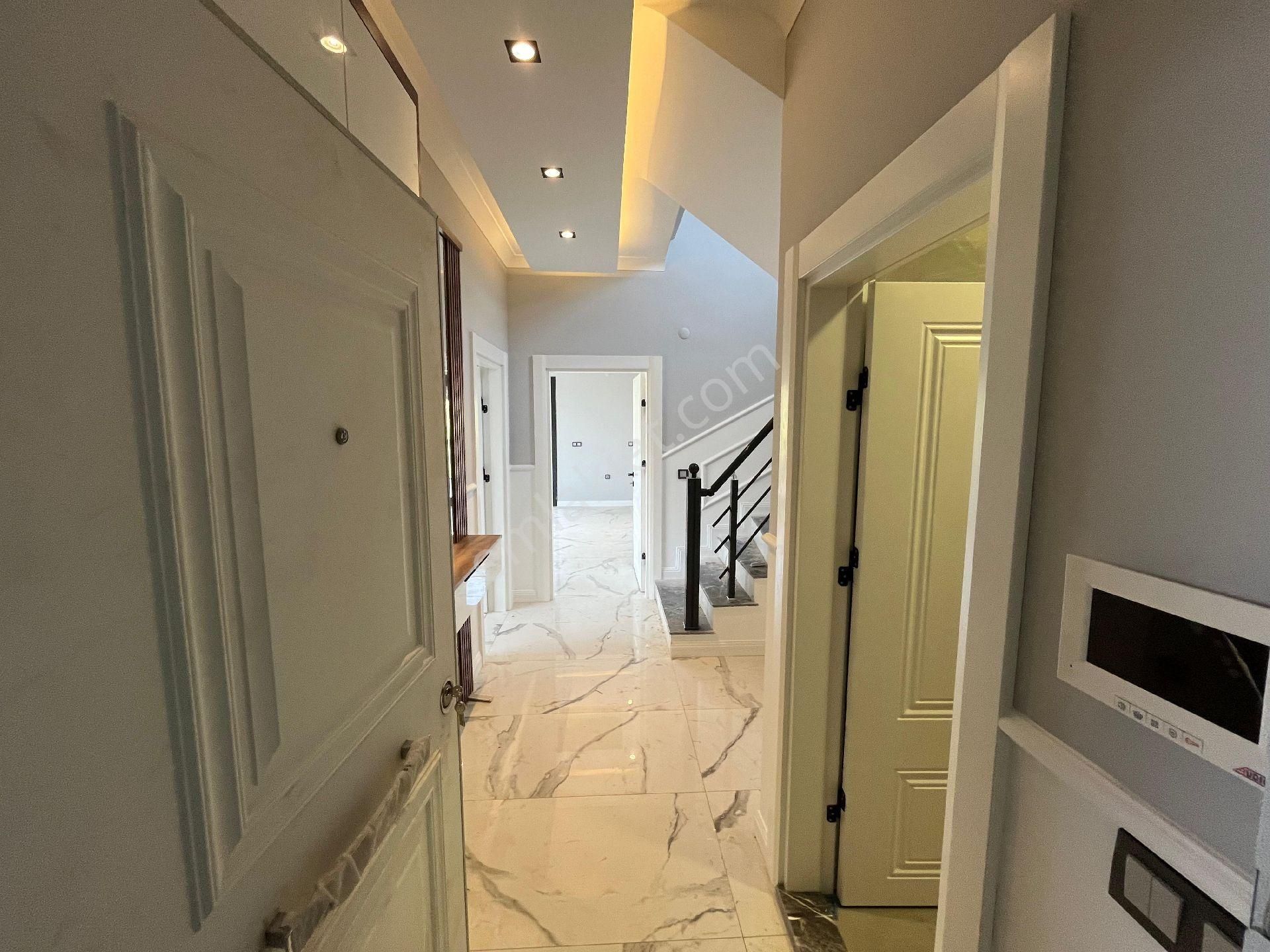Altınoluk Kazdağı Eteklerinde Deniz Manzaralı Yerden Isıtmalı 3+1 Lüx Sıfır Dublex Daire - Görsel 7