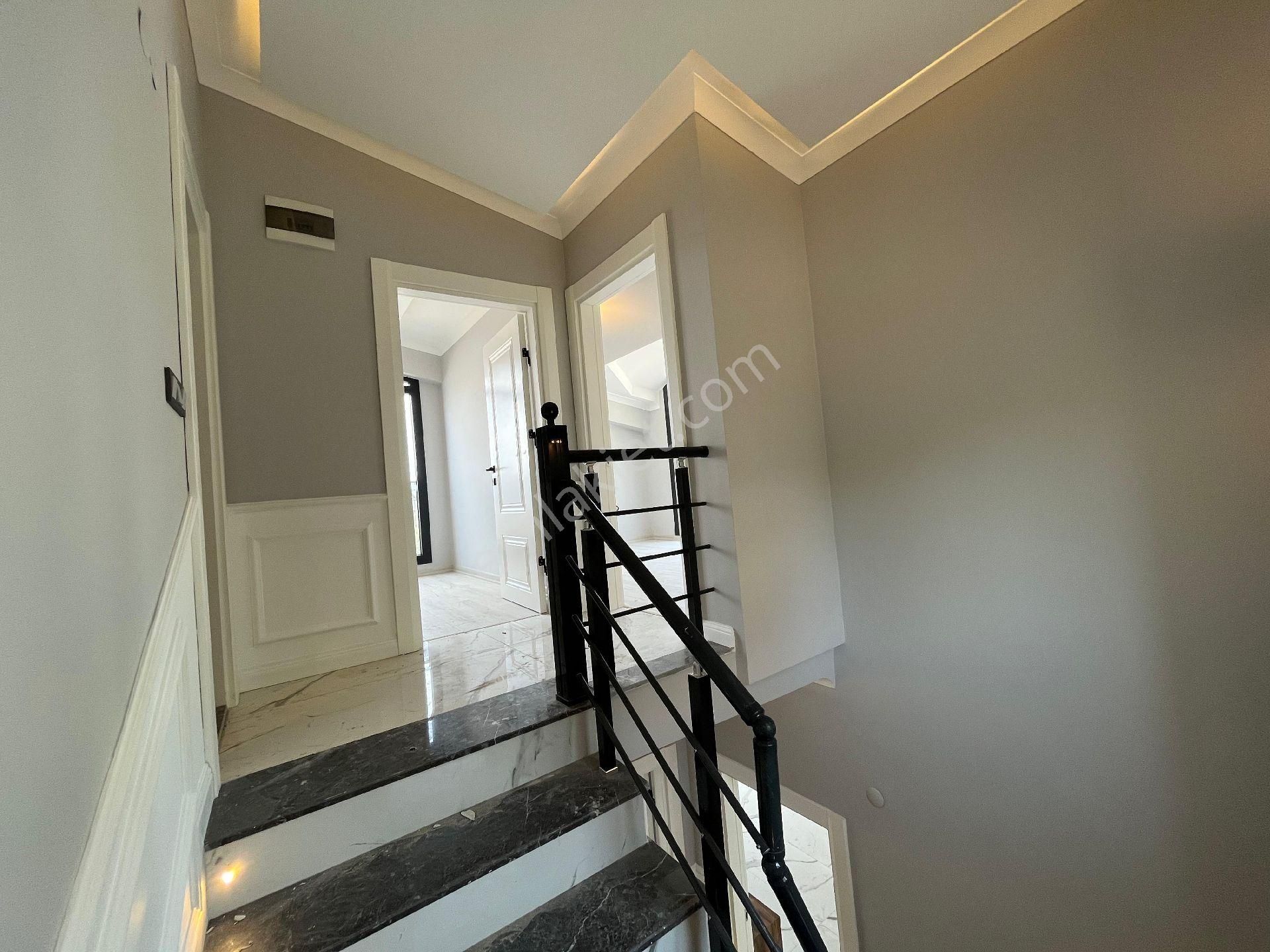 Altınoluk Kazdağı Eteklerinde Deniz Manzaralı Yerden Isıtmalı 3+1 Lüx Sıfır Dublex Daire - Görsel 22