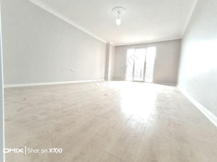 Abdurrahmangazi Mh De sitede 3+1 Arakat 150 M2 