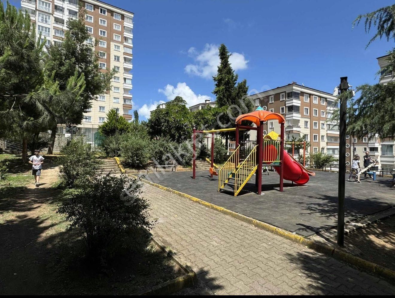 Site İçerisi Full Yeni Eşyalı Kiralık