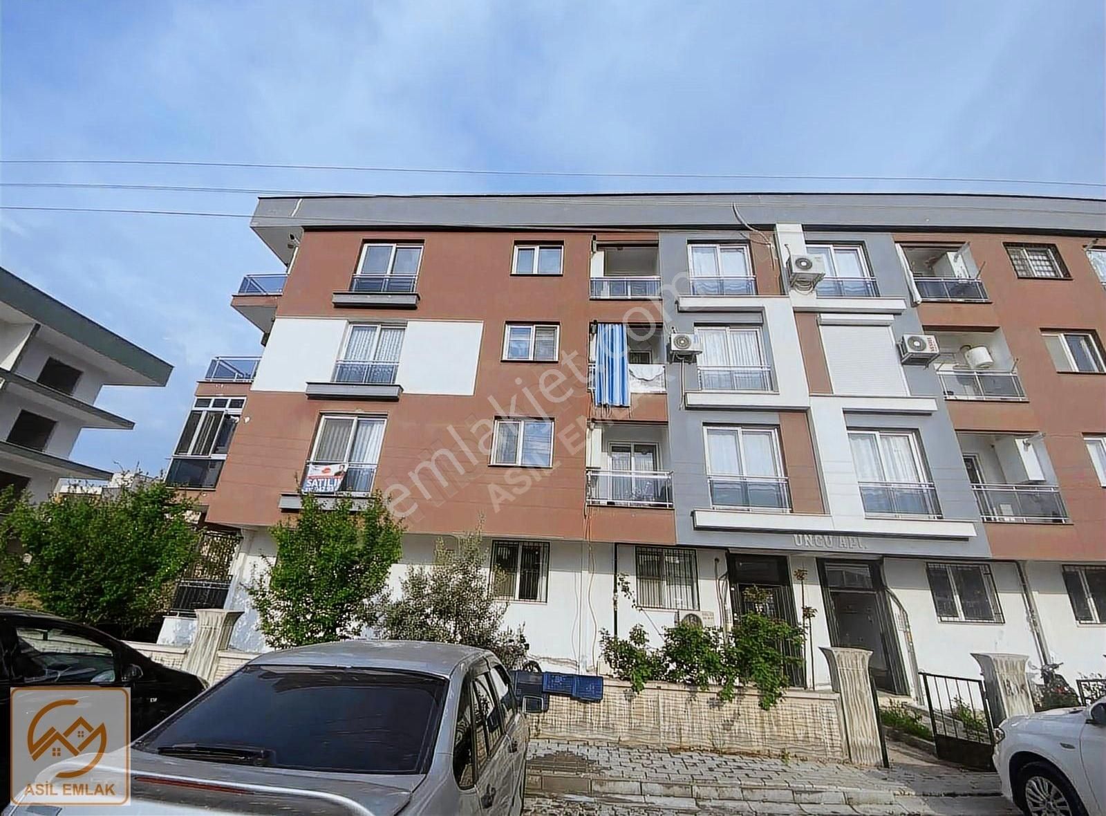 Asil Emlak'tan Muradiye'de 2+1 Satılık Fırsat Daire