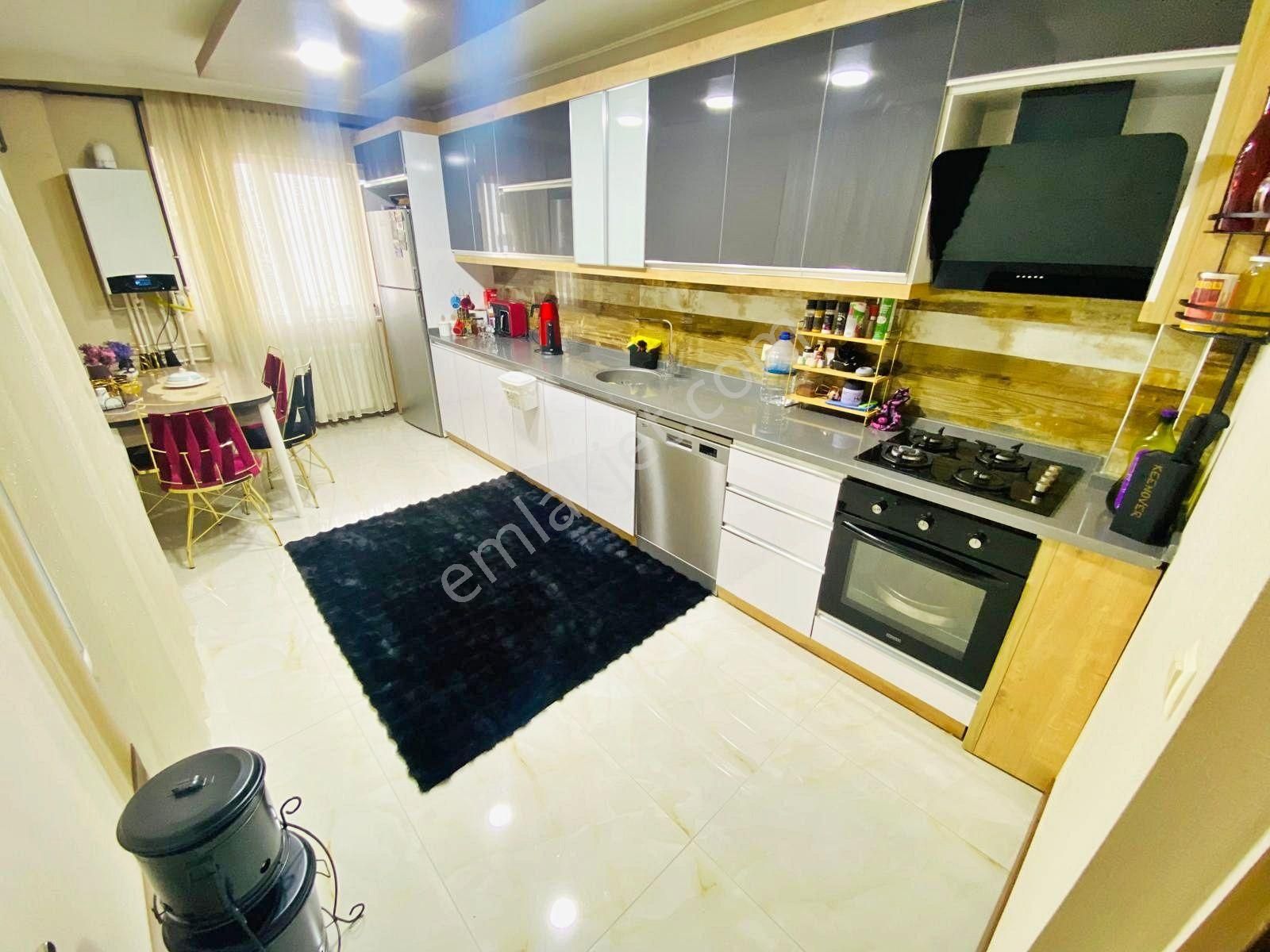 Tek Tapu 3 Daire 3+1 2+1 2+1 Sizler İçin Full Yapılı Masrafsız