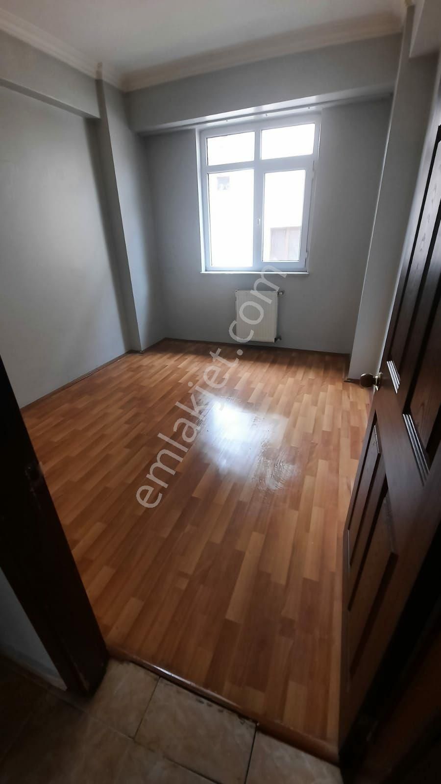 Tunalı Mahallesi'nde Satılık Balkonlu 3+1 Daire