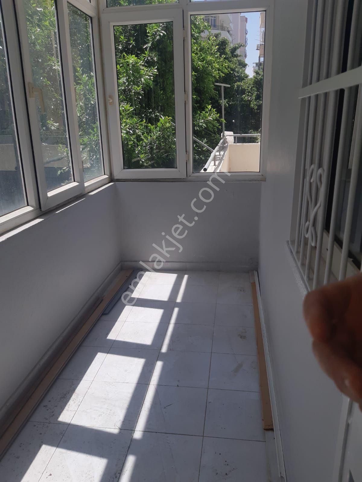 İller Bankasi Kavsagi Hasarsiz Binada 4+1 Terasli Satilik Daire - Görsel 14