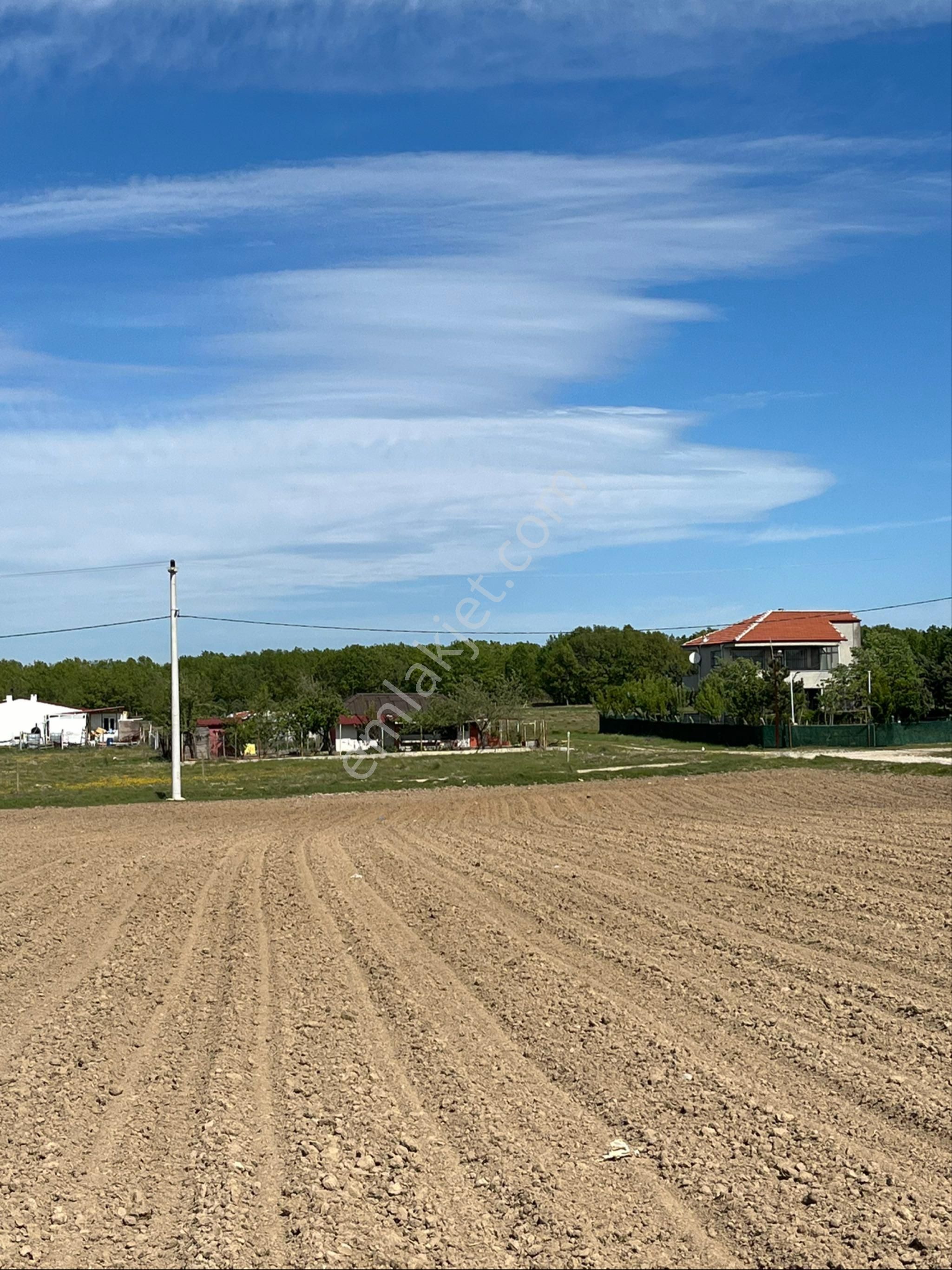 Kapaklı Atatürk Mahallesi İmarli İfrazlı 339 M2 Arsa