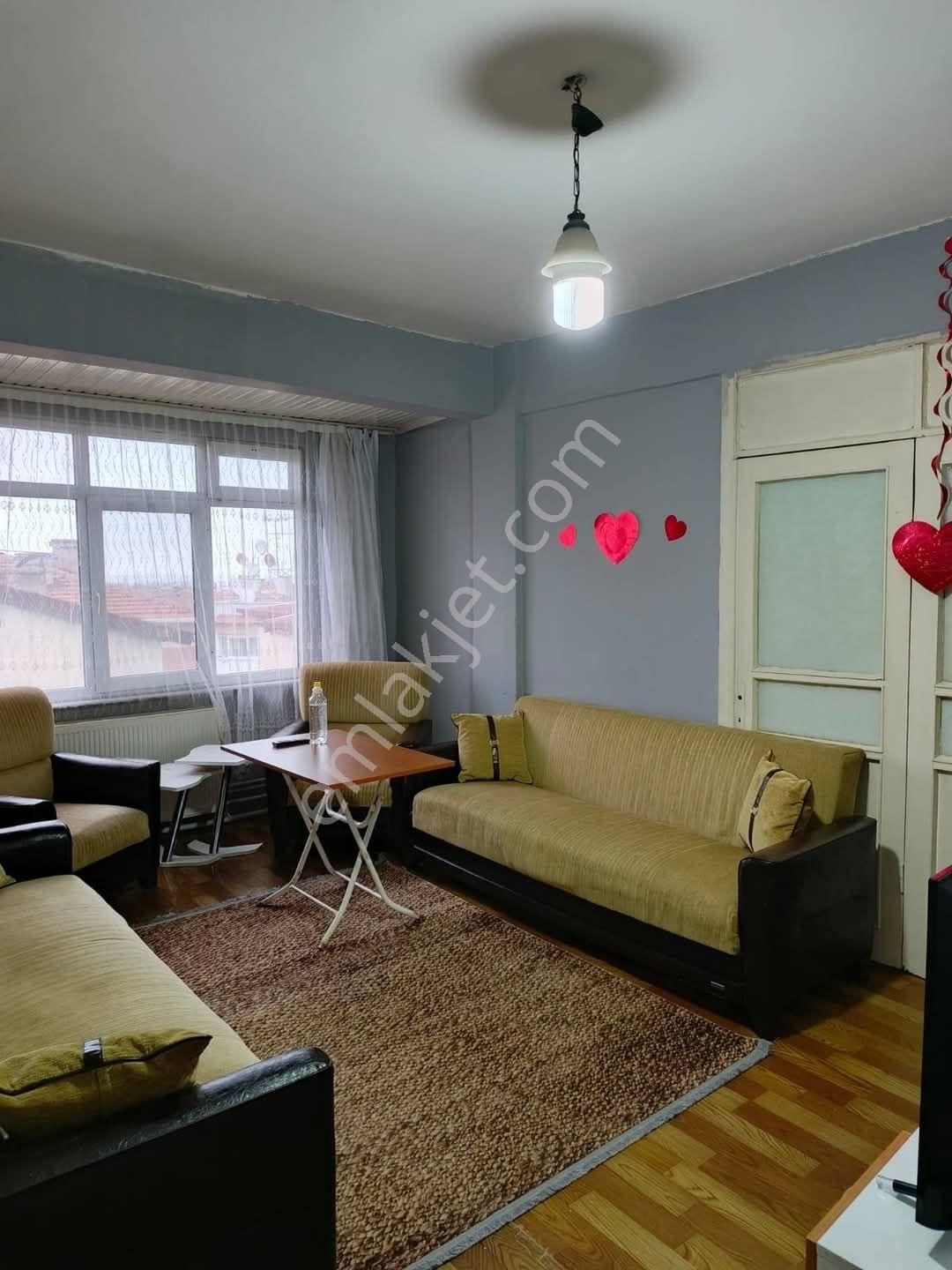 Samsun İlkadim Rasathane Mahallesinde Geniş 2+1 Çift Balkonlu Satılık Daire