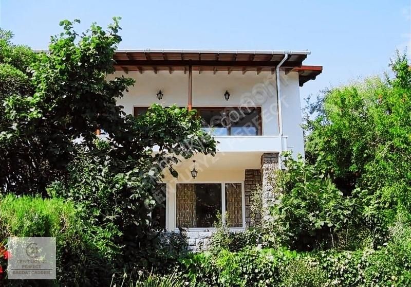 Sedef Adası'nda Satılık! Bahçeli, Çift Teraslı, Müstakil 3+2