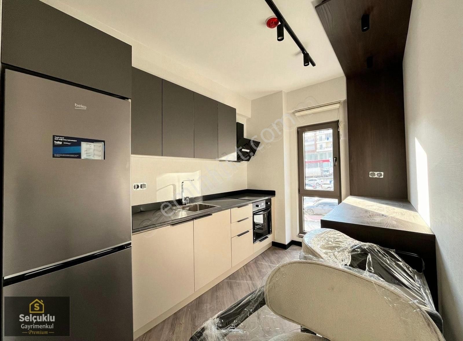 Selçuklu Gayrimenkul'den Sıfır Full Eşyalı Satılık Daire