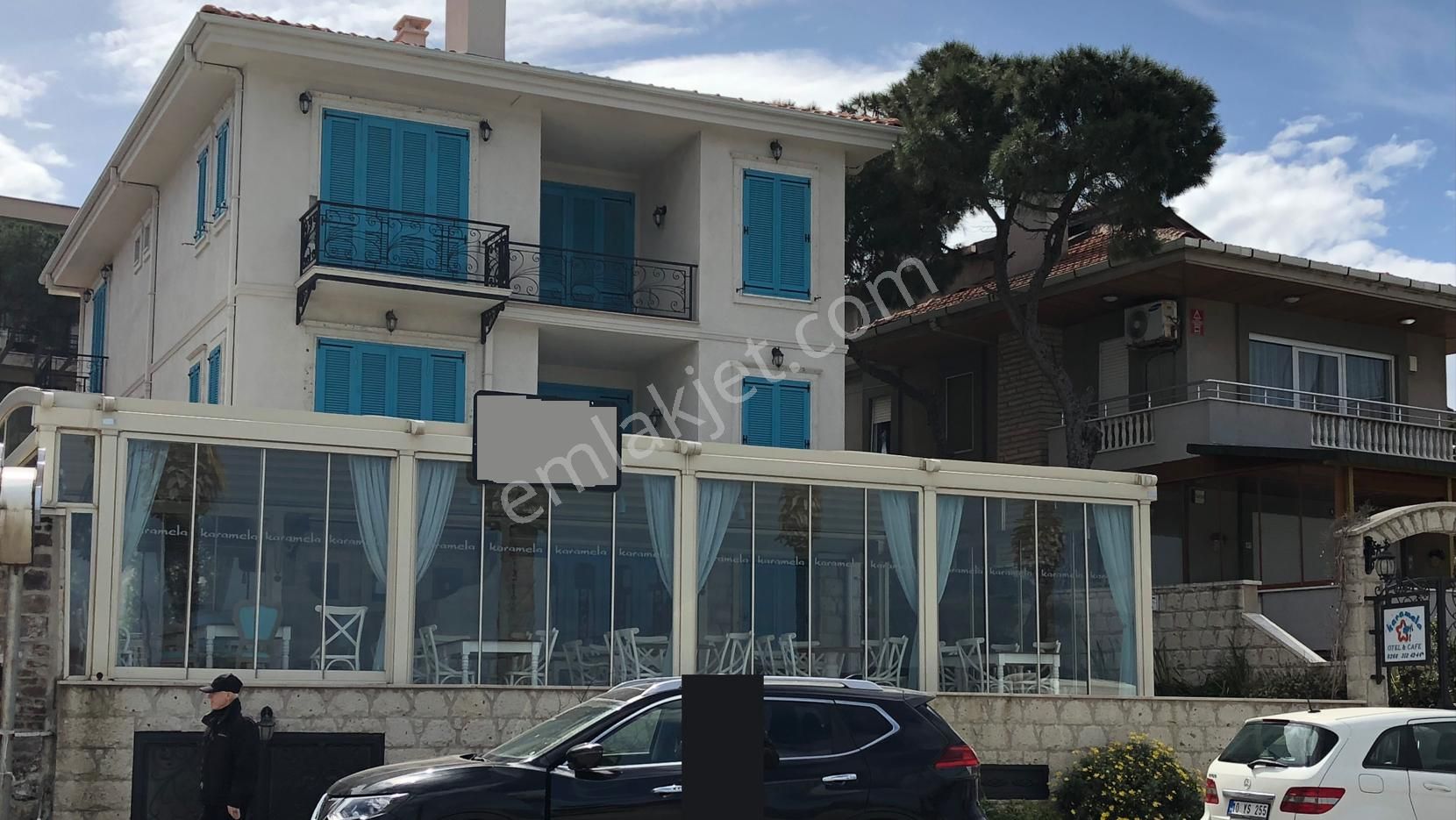 Ayvalık Camlık Sefa Da Satılık Muhteşem Butik Otel.denize Sıfır