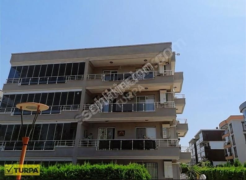 3+1 Gaziemir Irmak Mahallesinde Site İçinde Bakımlı Dairere