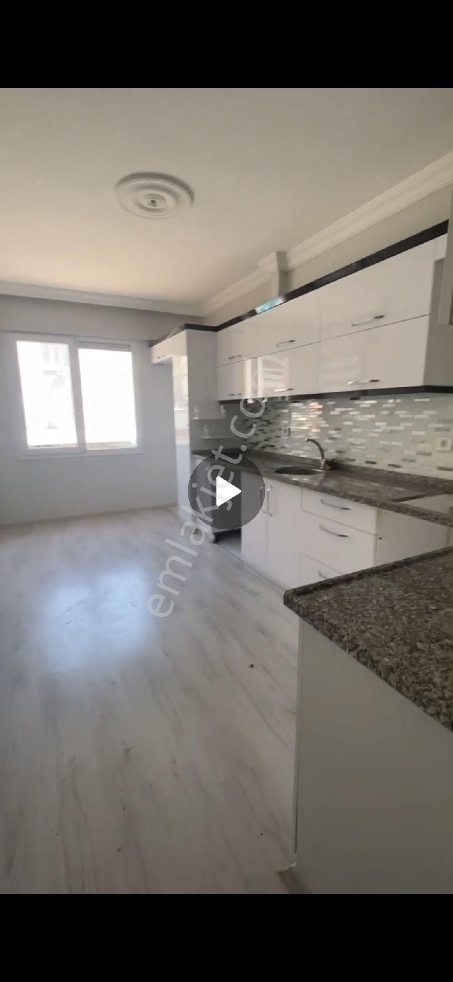Manisa Akhisar Efendi Mah. Kiralık 3+1 Kat 1 Daire 16.000tl