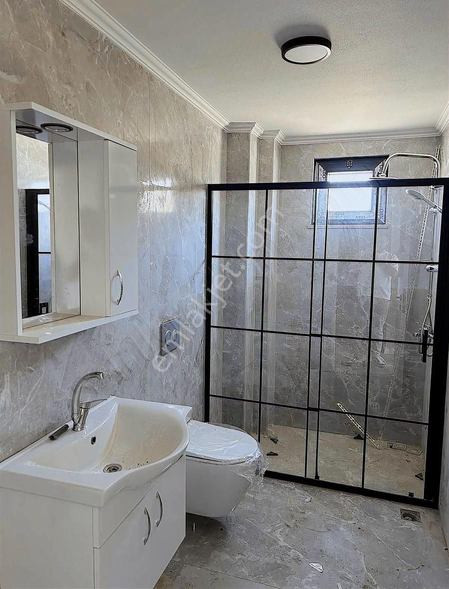 Ortaca Merkezde Havuzlu 1+1 Sıfır Daire