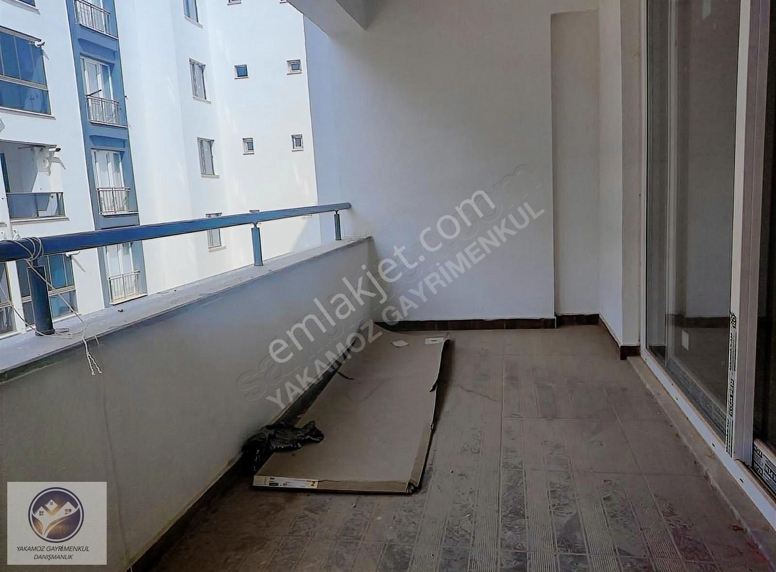 Yakamoz Emlak'tan Kumla'da Satılık 2+1 Havuzlu Sıfır Daire