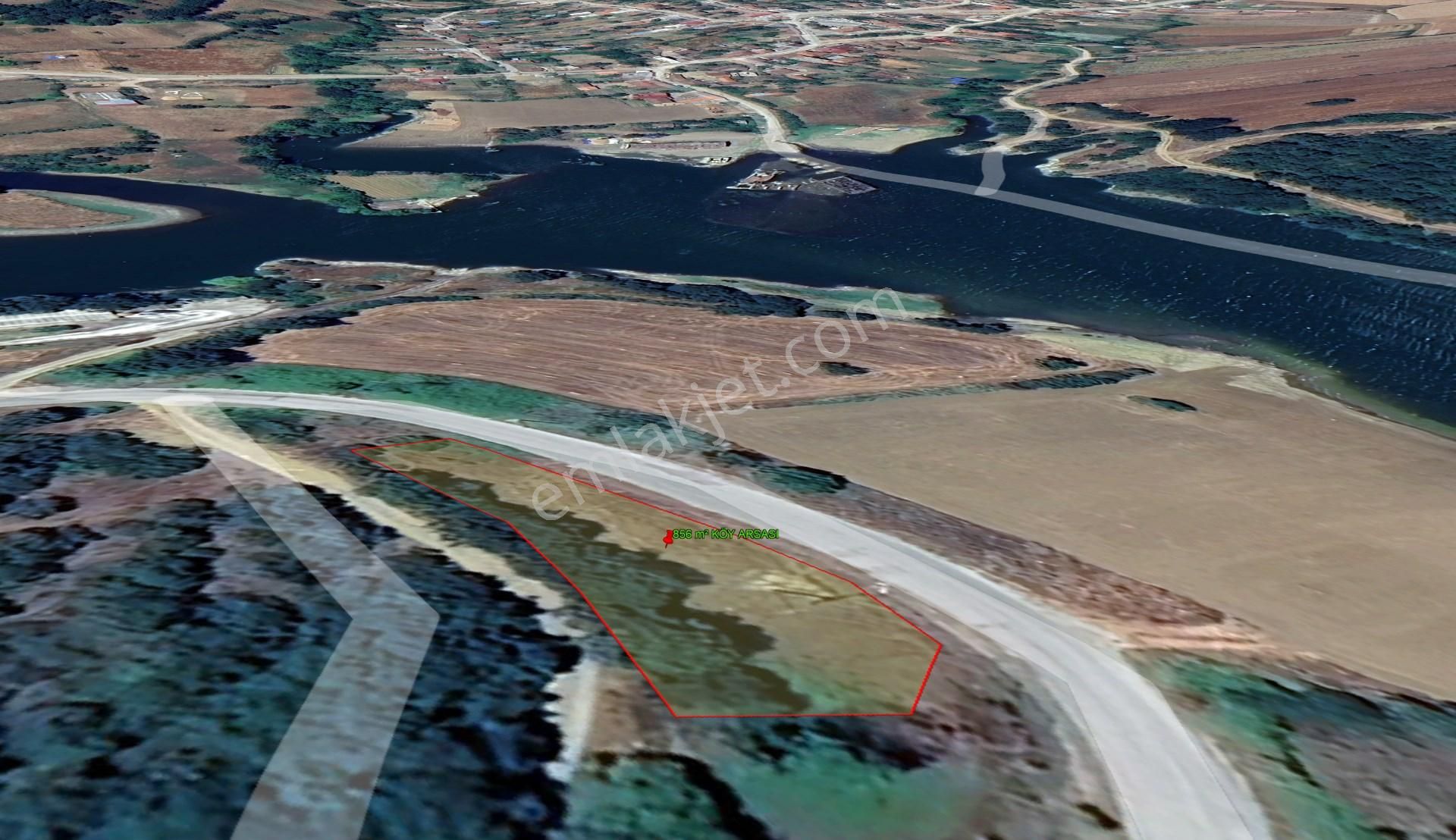 Çanakkale Biga Çeltyik Köyü 856 M² İmarlı Köy Arsası