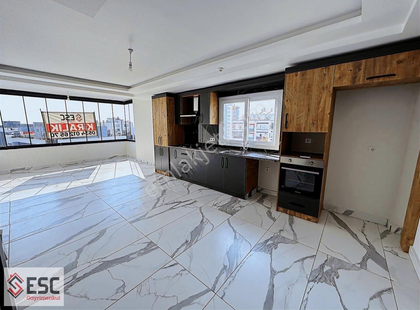 Esc'den Akdeniz Mh'de Site İçi Havuzlu 3+1 Kiralık Daire Esc2002
