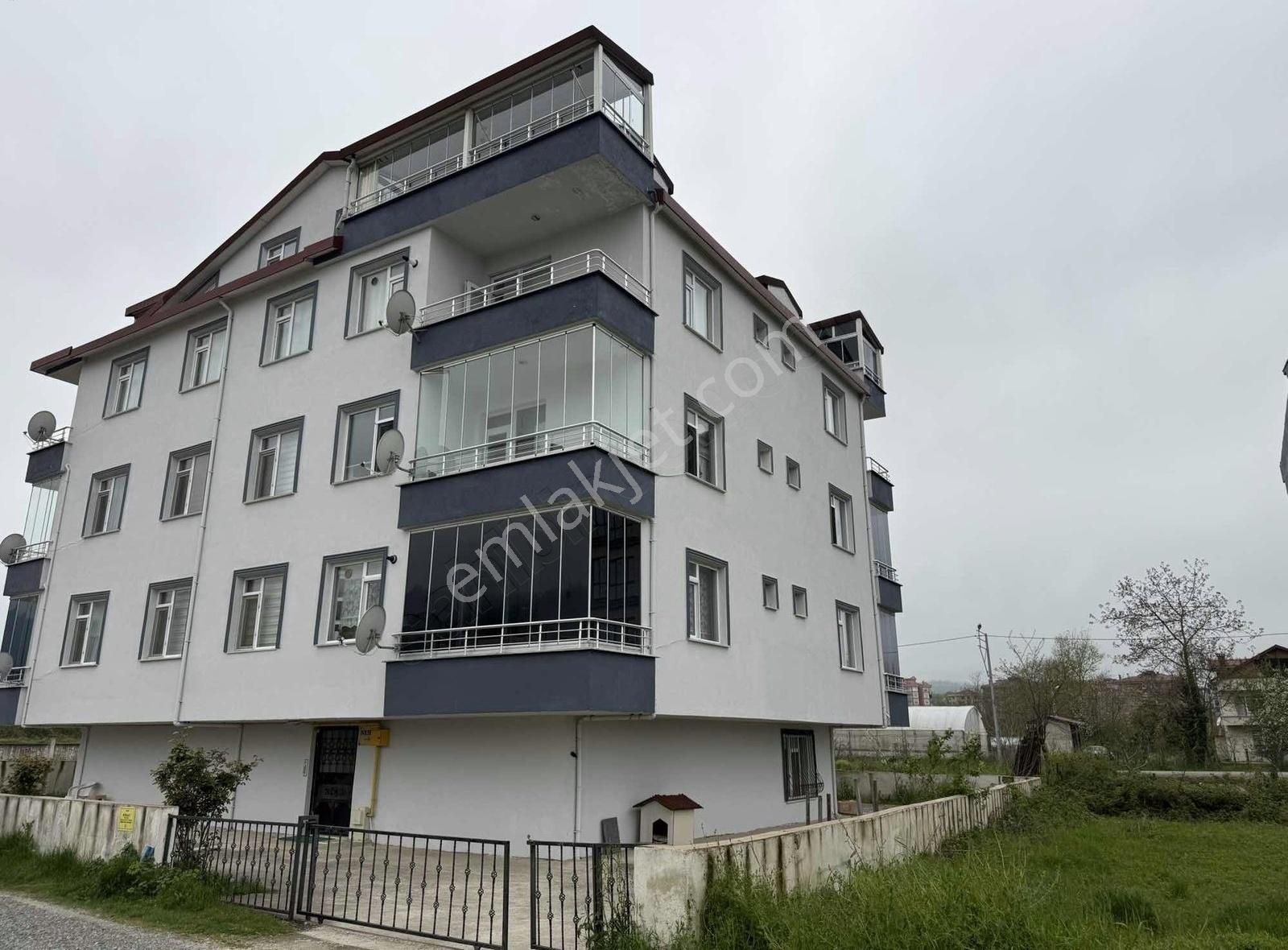 Perşembe Efirlide 2+1 Satılık Daire