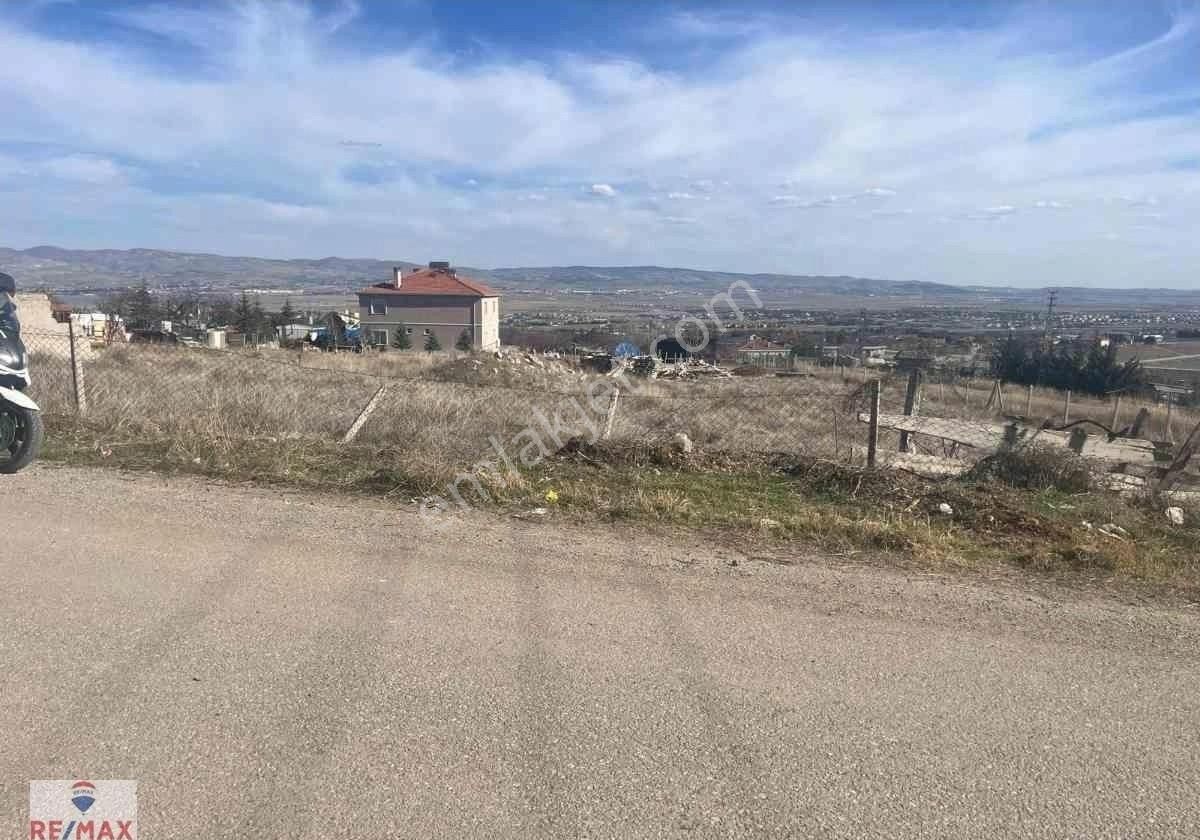 Gölbaşı Hacılar 0.50 Emsal 500 M2 Villa Parsel Arsa