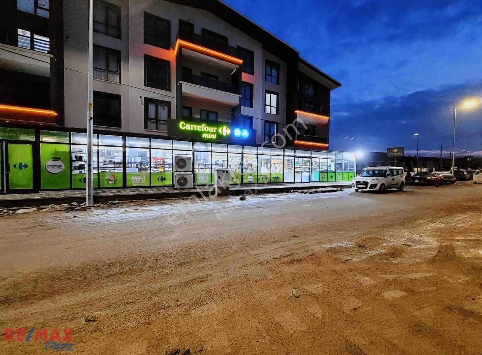 İncek Eşyalı Kiralık 1+1 Daire En Iyı Konum Ve Fıyat