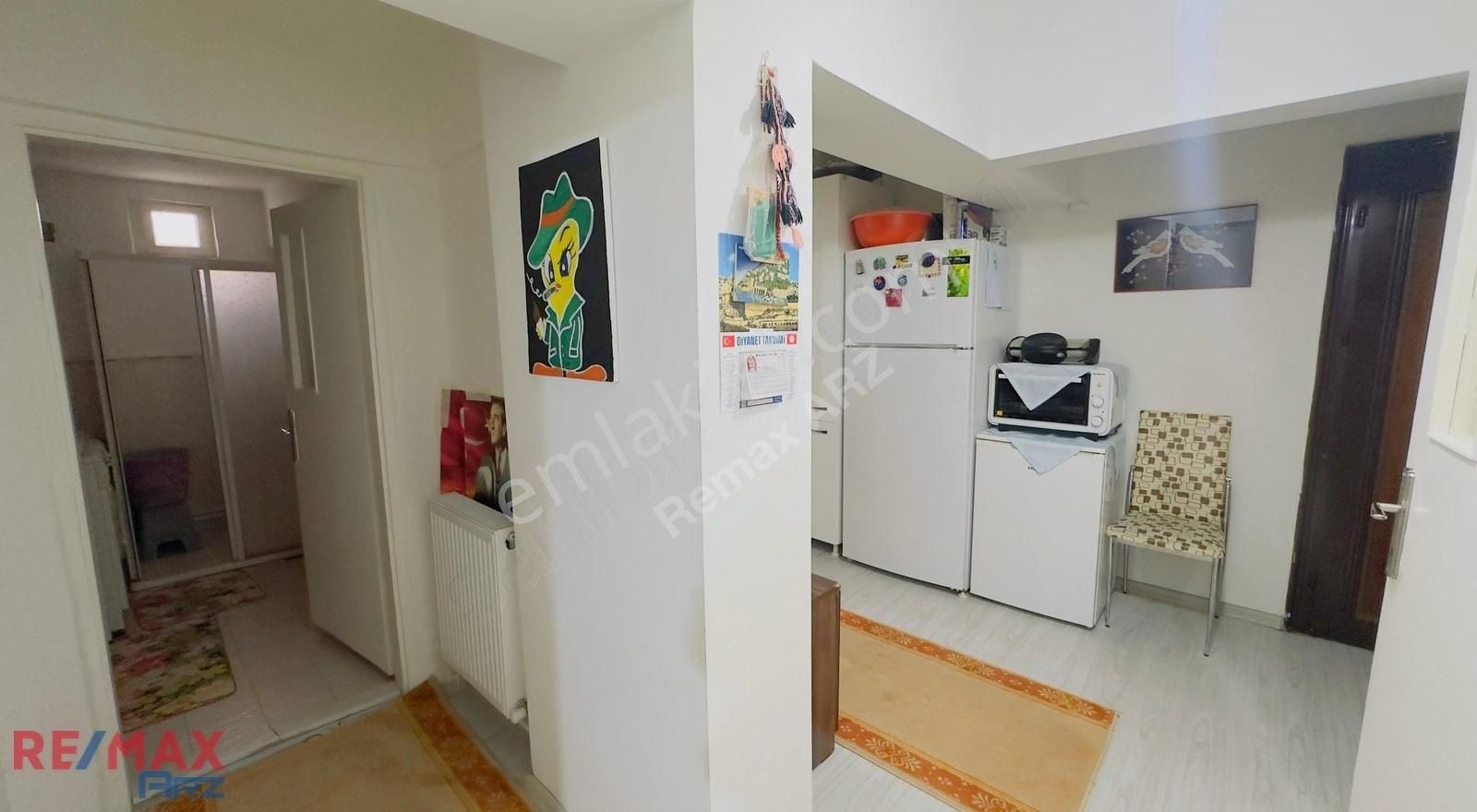 Öveçler Lizbon Cd Yakını 2 Ayrı Girişli Satılık 4+1 Daire