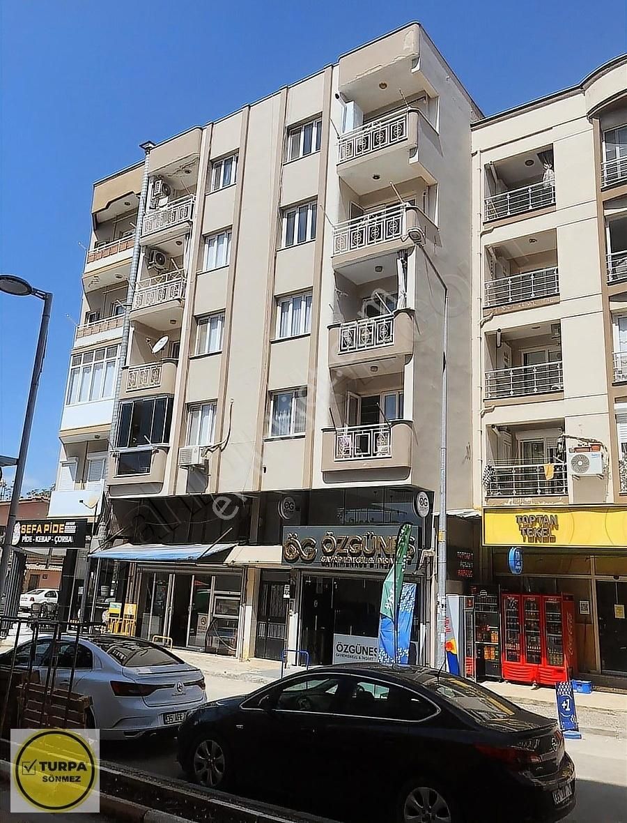 Turpa Sönmezden Merkezdeki Migros Civarı 3+1 Kombili Daire