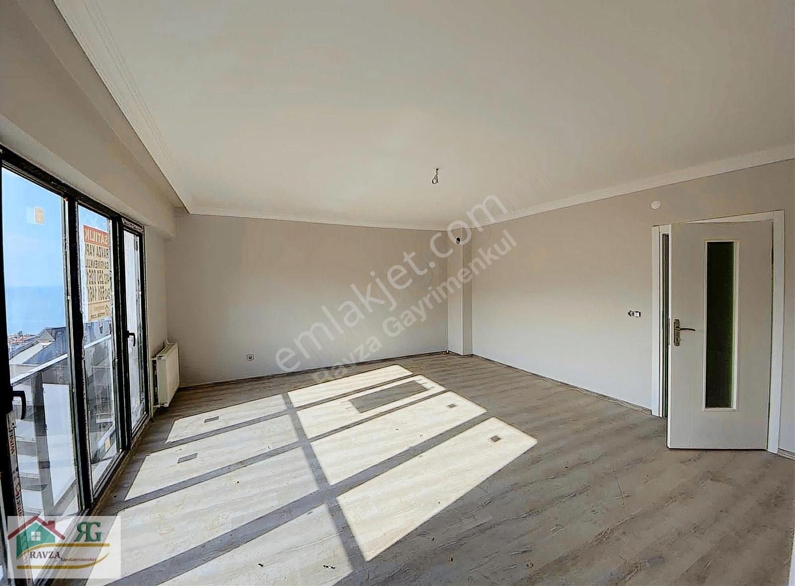 Ravza Yapı Gayrimenkulden 3+1 Deniz Manzaralı Satılık Daire