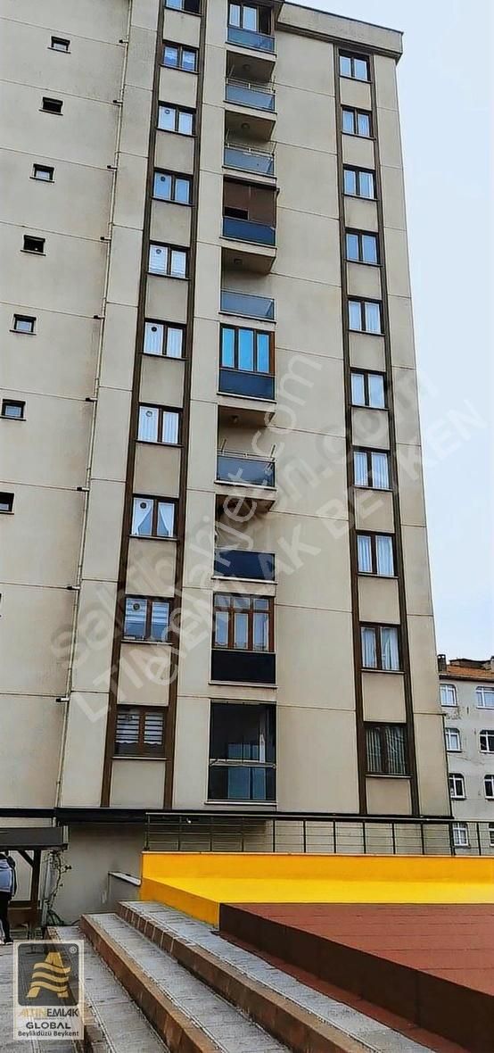 Bağcılar Metroya 5 Dk Yürüme Mesafesinde Satılık 3+1 Daire