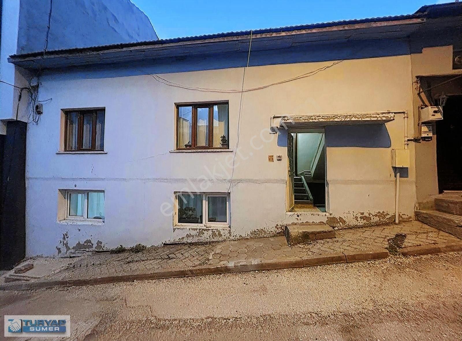 Turyap Sümerden Şirintepede Satılık 2 Katlı Müstakil Ev