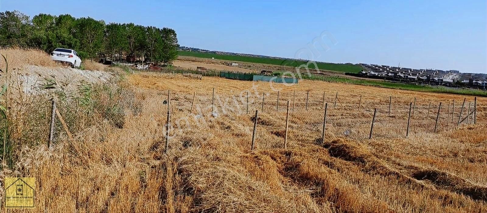 Satılık 220 M2 Büyükçekmece Arsa Etrafı Çevrili