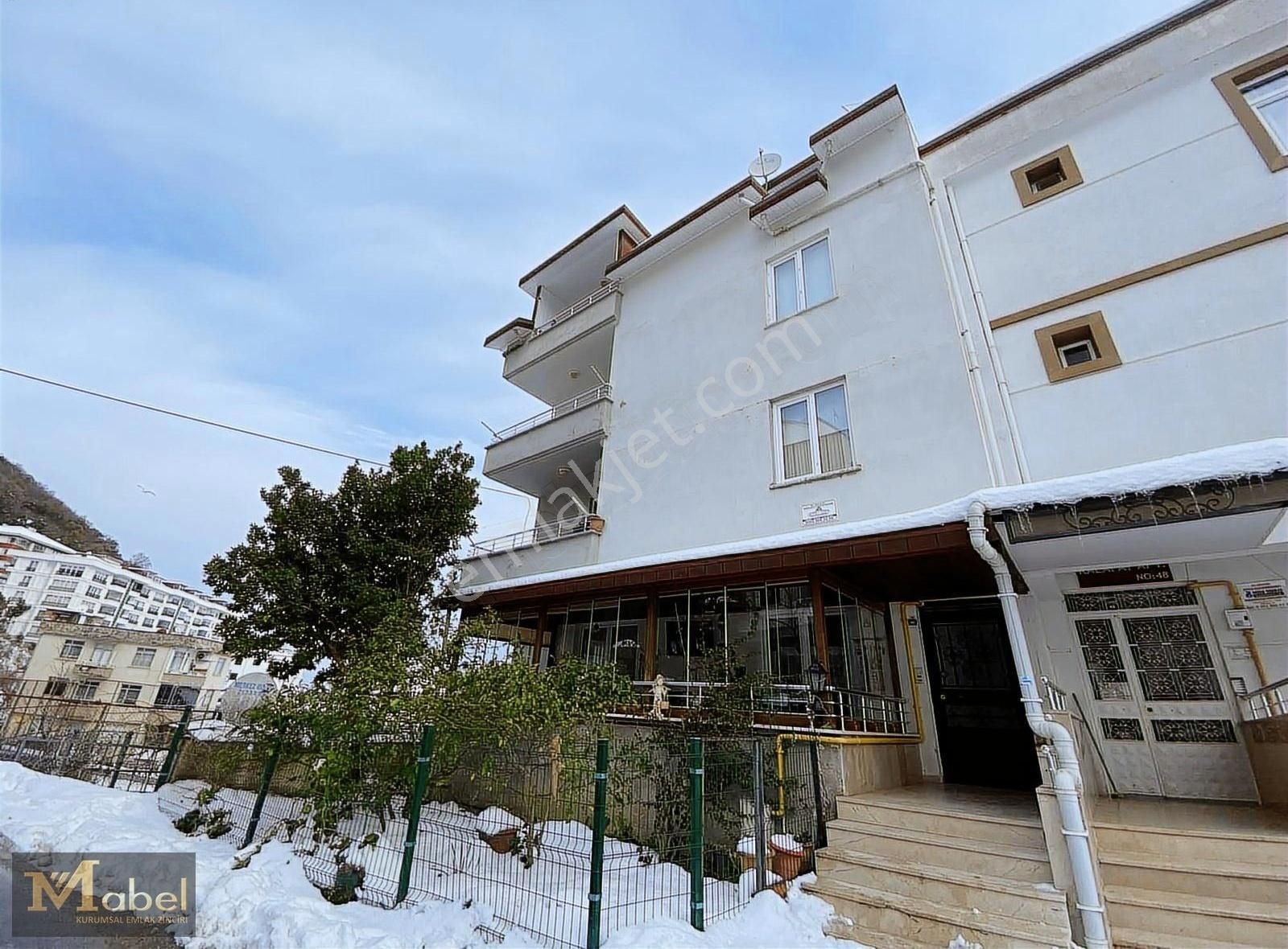 Mabel Gayrimenkul-güzelyalı Mah.-deniz Manzaralı Geniş Kiralık