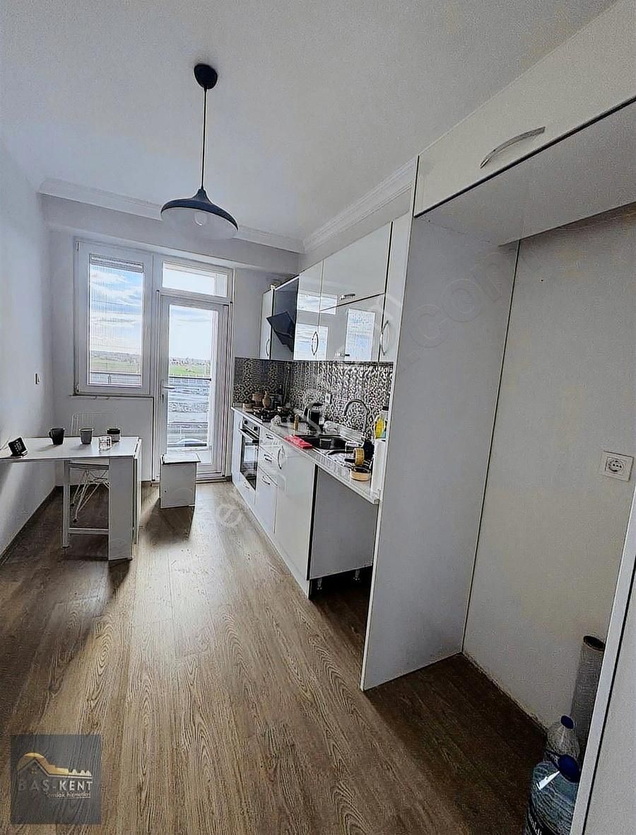 Emniyet Yanı Ara Kat 2+1 Ön Cephe Satılık Daire