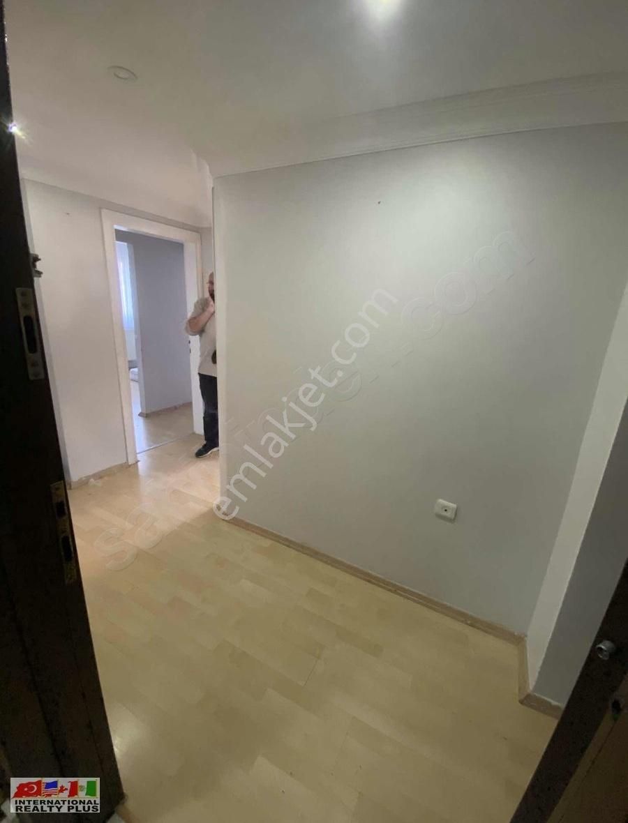 Antalya Caddesi 4+1 Geniş Balkonlu Ebebeyin Banyolu