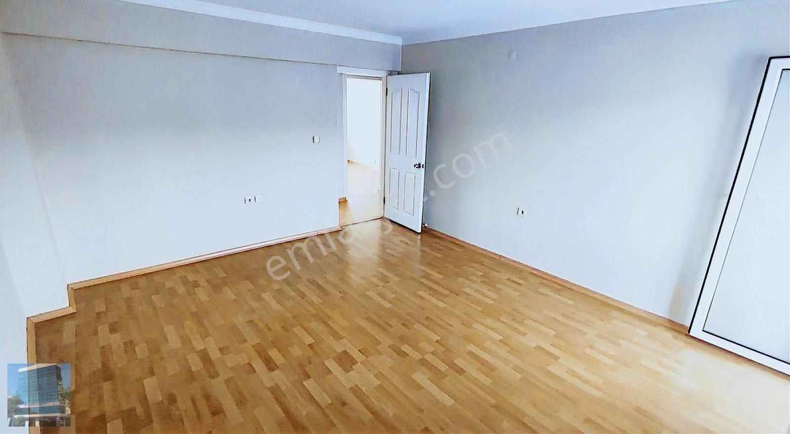 Şemikler Anadolu Cad. Üzeri 3+1 Çift Cephe Kiralık 130 M² Daire