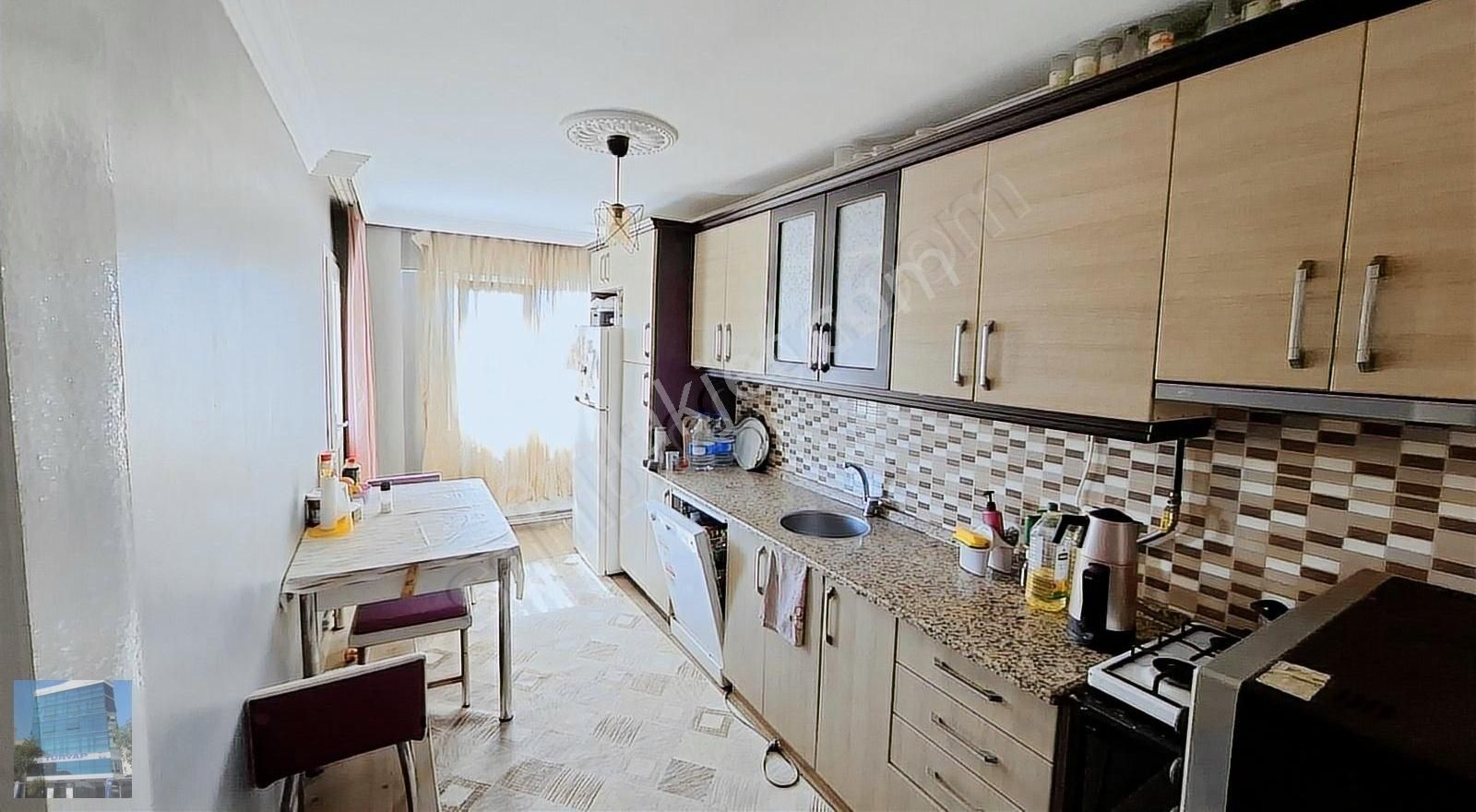 İzmir Buca Fırat Mahallesinde Ferah 3+1 Daire - Görsel 6