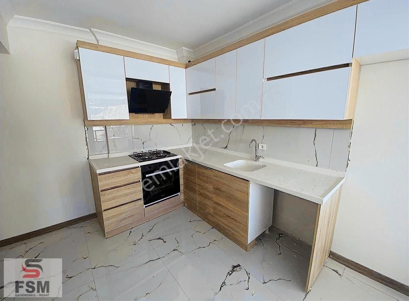 Fsm Emlak Dan Fevzi Çakmak Mah.3+1 Y. Giriş Geniş Çift Banyo