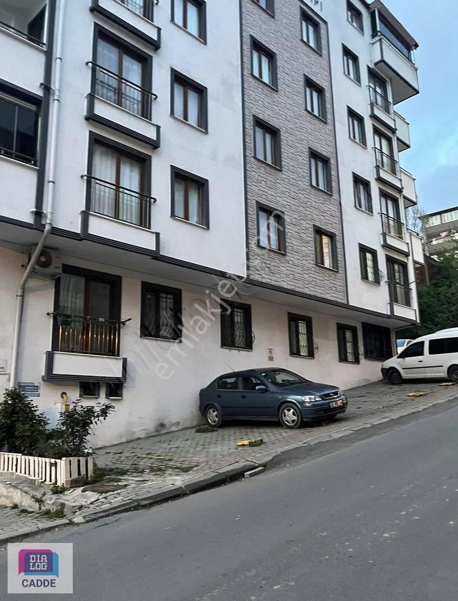 Çayırova'da Çayırova Mahallesinde Satılık 2+1 Daire