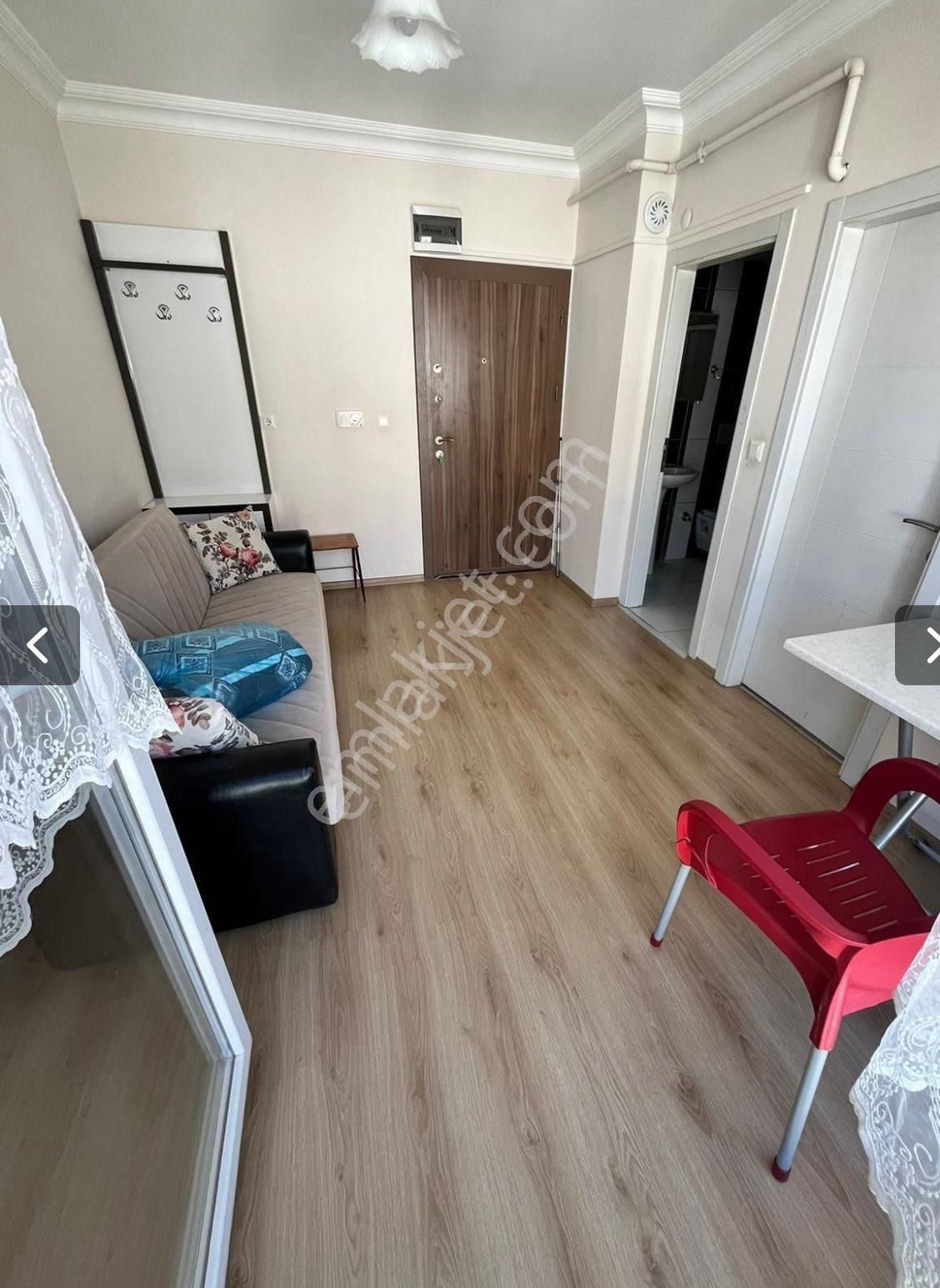 Isparta Pirimehmet Mahallesinde Satılık 2+1 Bireysel Kombili Apart